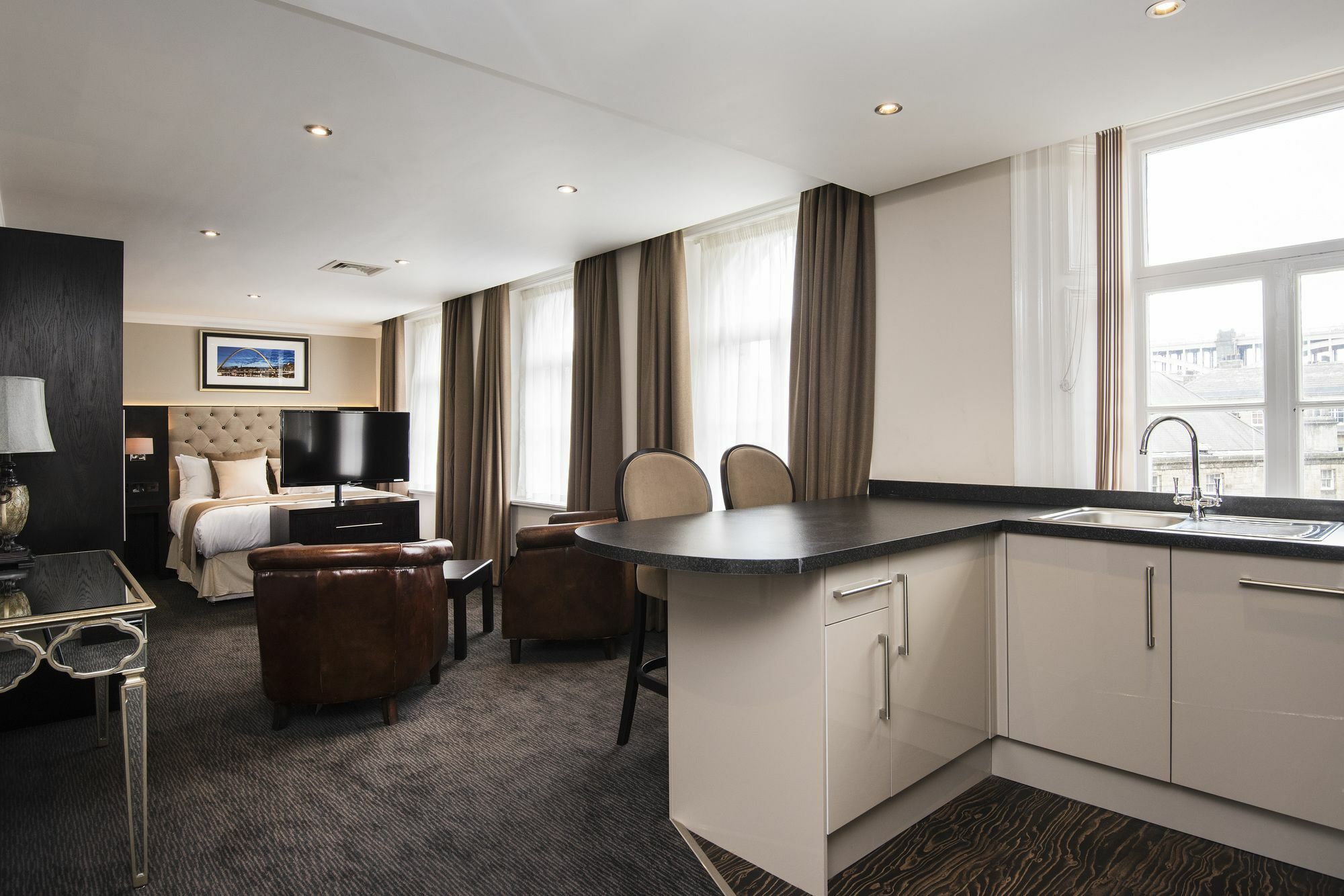 The Vermont Aparthotel 뉴캐슬어폰타인 외부 사진